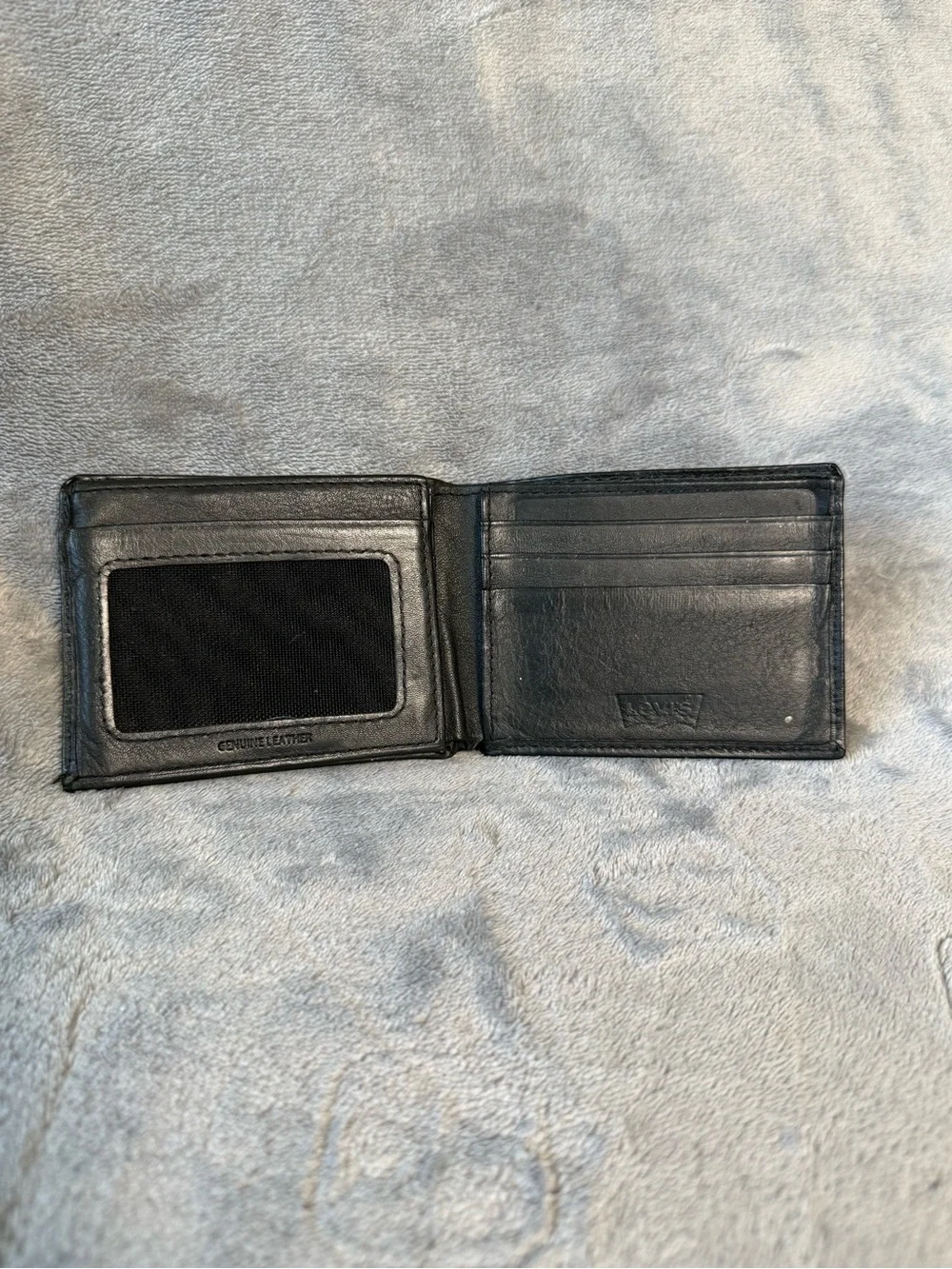 Levi's Extremely Rare Limited Edition 2012 Trifold Leather Wallet